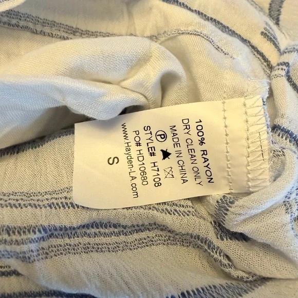 Hayden - Striped Blouse with Lace - Picture 4 of 9